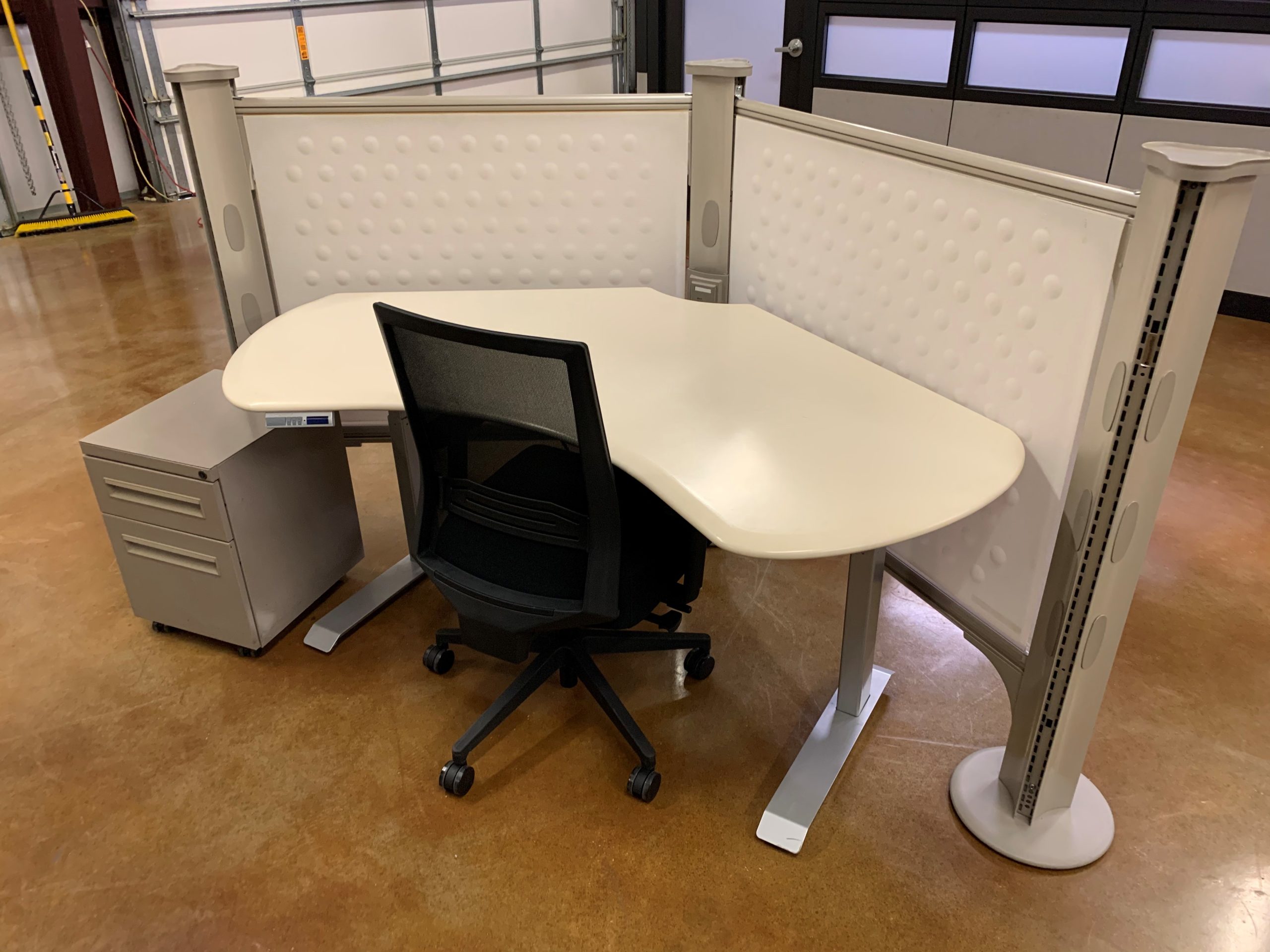 Herman Miller Resolve